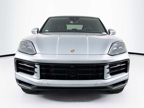 Certified 2026 Porsche Cayenne Coupe AWD/4WD image 6