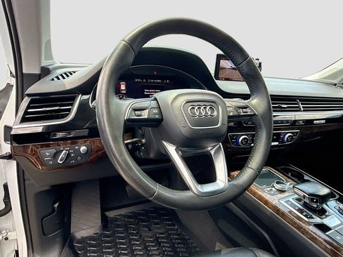 Used 2018 Audi Q7 3.0T Prestige w/ Prestige Package AWD/4WD image 12