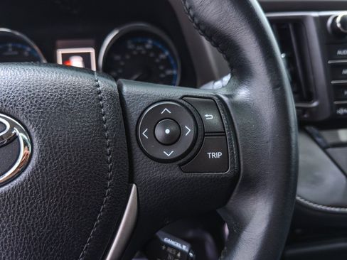 Used 2016 Toyota RAV4 XLE AWD/4WD image 27