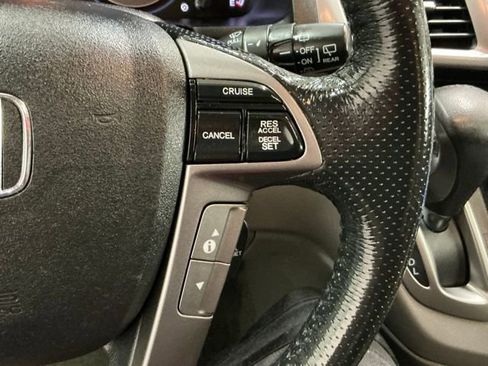 Used 2014 Honda Odyssey Touring image 31