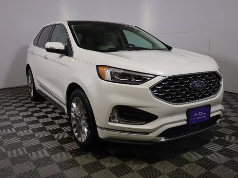 Certified 2022 Ford Edge Titanium w/ Equipment Group 301A AWD/4WD image 5