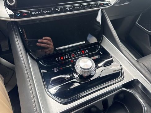 New 2026 Jeep Grand Wagoneer Limited AWD/4WD image 21