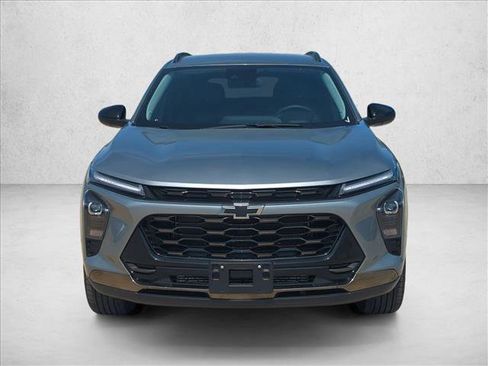 Used 2026 Chevrolet Trax ACTIV w/ Driver Confidence Package FWD image 2