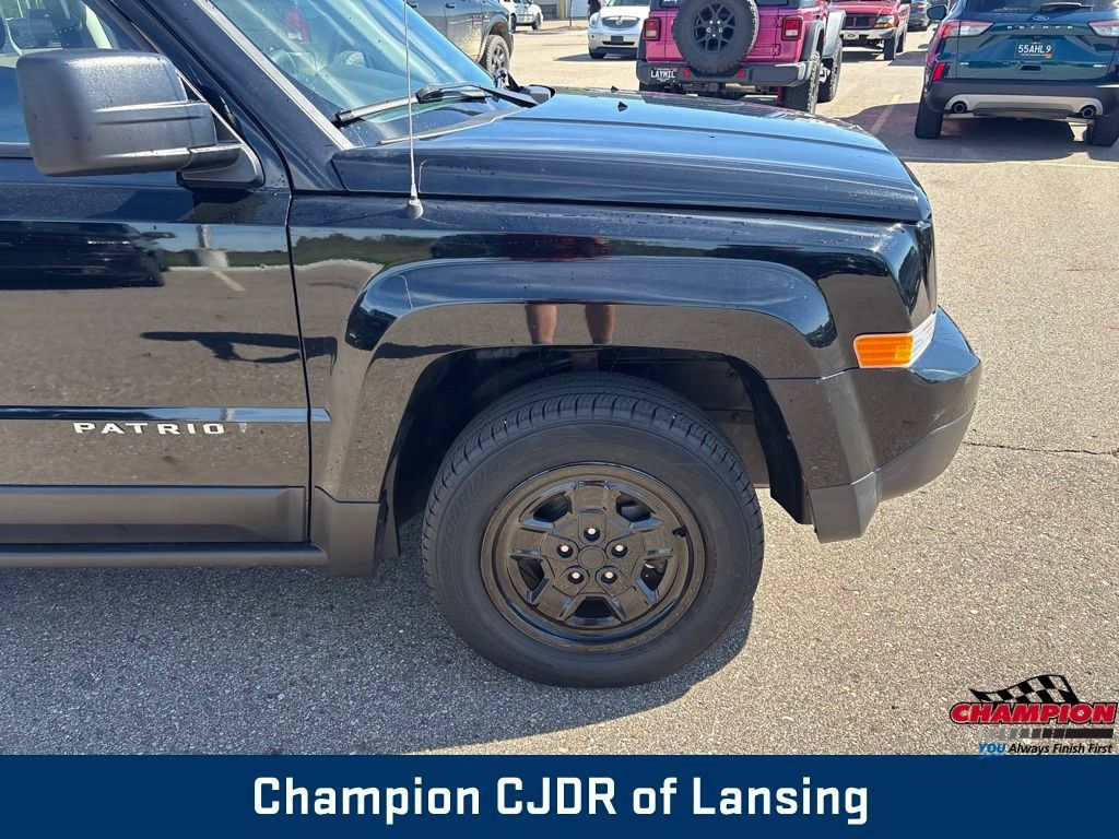 Used 2017 Jeep Patriot Sport w/ Power Value Group AWD/4WD image 34