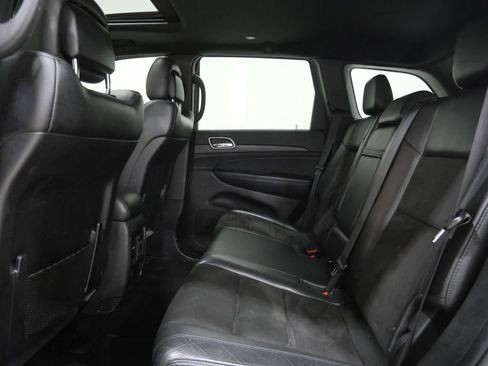 Used 2020 Jeep Grand Cherokee Altitude image 23