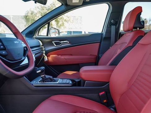 New 2026 Kia Sportage SX image 19