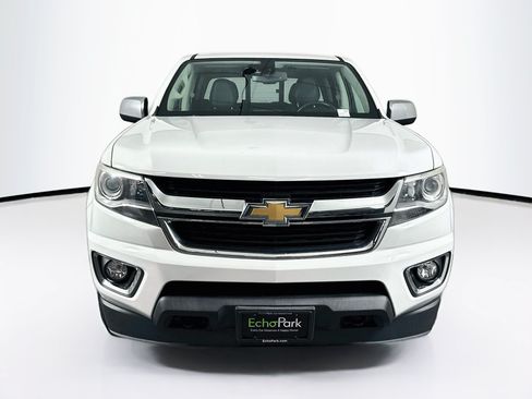 Used 2017 Chevrolet Colorado LT w/ Luxury Package, Chrome AWD/4WD image 2