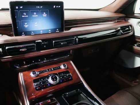 Used 2024 Lincoln Aviator Black Label AWD/4WD image 54