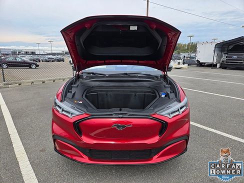Used 2023 Ford Mustang Mach-E Premium image 18