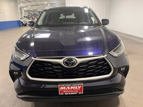 Used 2023 Toyota Highlander L image 8