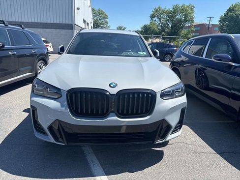 Certified 2024 BMW X3 xDrive30i w/ Premium Package AWD/4WD image 3