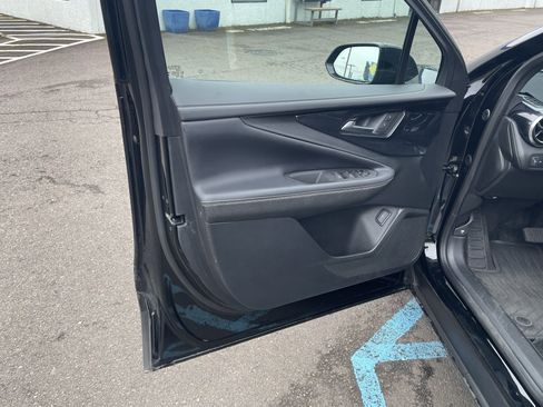 Used 2024 Chevrolet Blazer EV LT AWD/4WD image 16