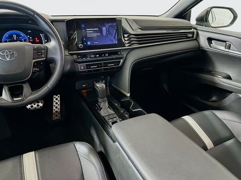 Certified 2025 Toyota Camry SE FWD image 26