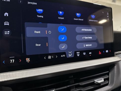 Used 2025 Ford Explorer ST image 16