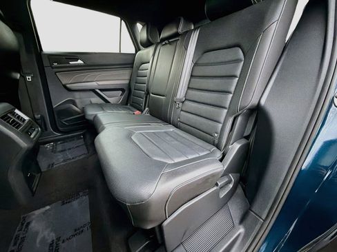 Used 2021 Volkswagen Atlas Cross Sport SEL Premium R-Line AWD/4WD image 21