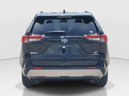 Used 2024 Toyota RAV4 SE AWD/4WD image 4