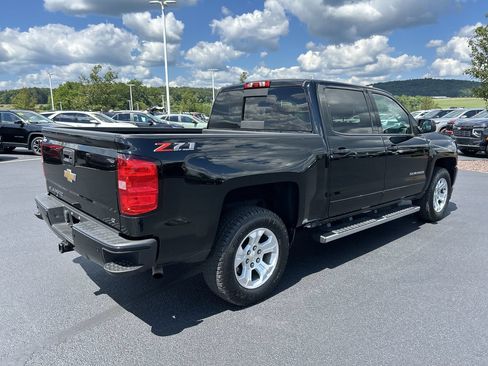 Used 2018 Chevrolet Silverado 1500 LT w/ All Star Edition AWD/4WD image 7
