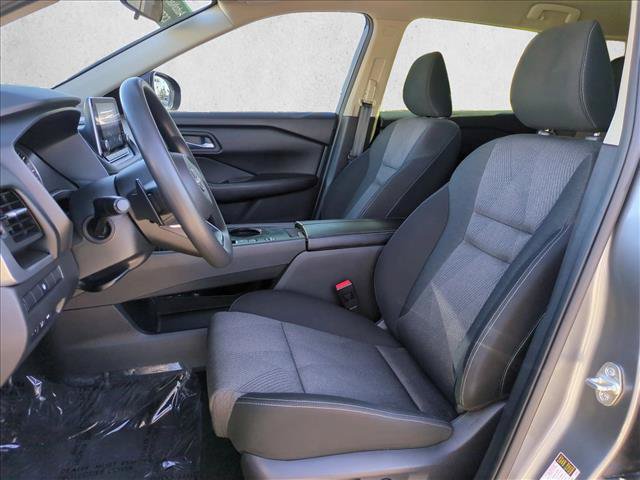 Used 2024 Nissan Rogue SV FWD image 15