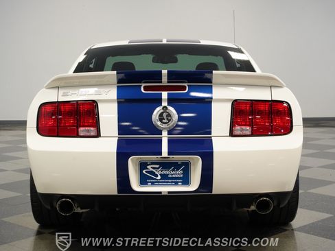Used 2008 Ford Mustang Shelby GT500 RWD image 11