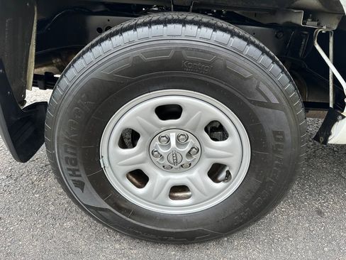 Used 2024 Nissan Frontier S w/ Technology Package AWD/4WD image 31