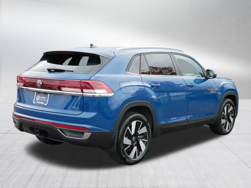 Certified 2025 Volkswagen Atlas Cross Sport SE image 7