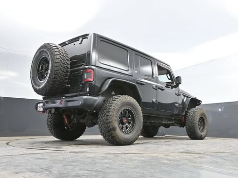 Used 2018 Jeep Wrangler Unlimited Rubicon AWD/4WD image 46