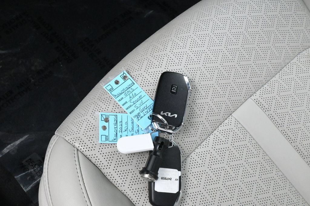 Used 2023 Kia Sorento SX FWD image 20
