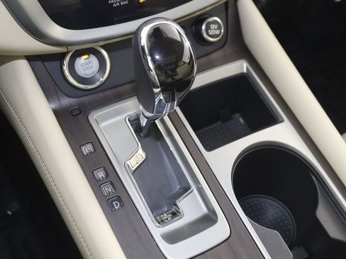 Used 2024 Nissan Murano Platinum w/ Cargo Package image 7