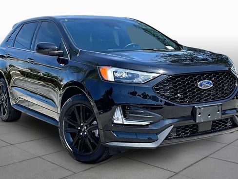 Used 2022 Ford Edge ST-Line w/ Class II Trailer Tow Package AWD/4WD image 4
