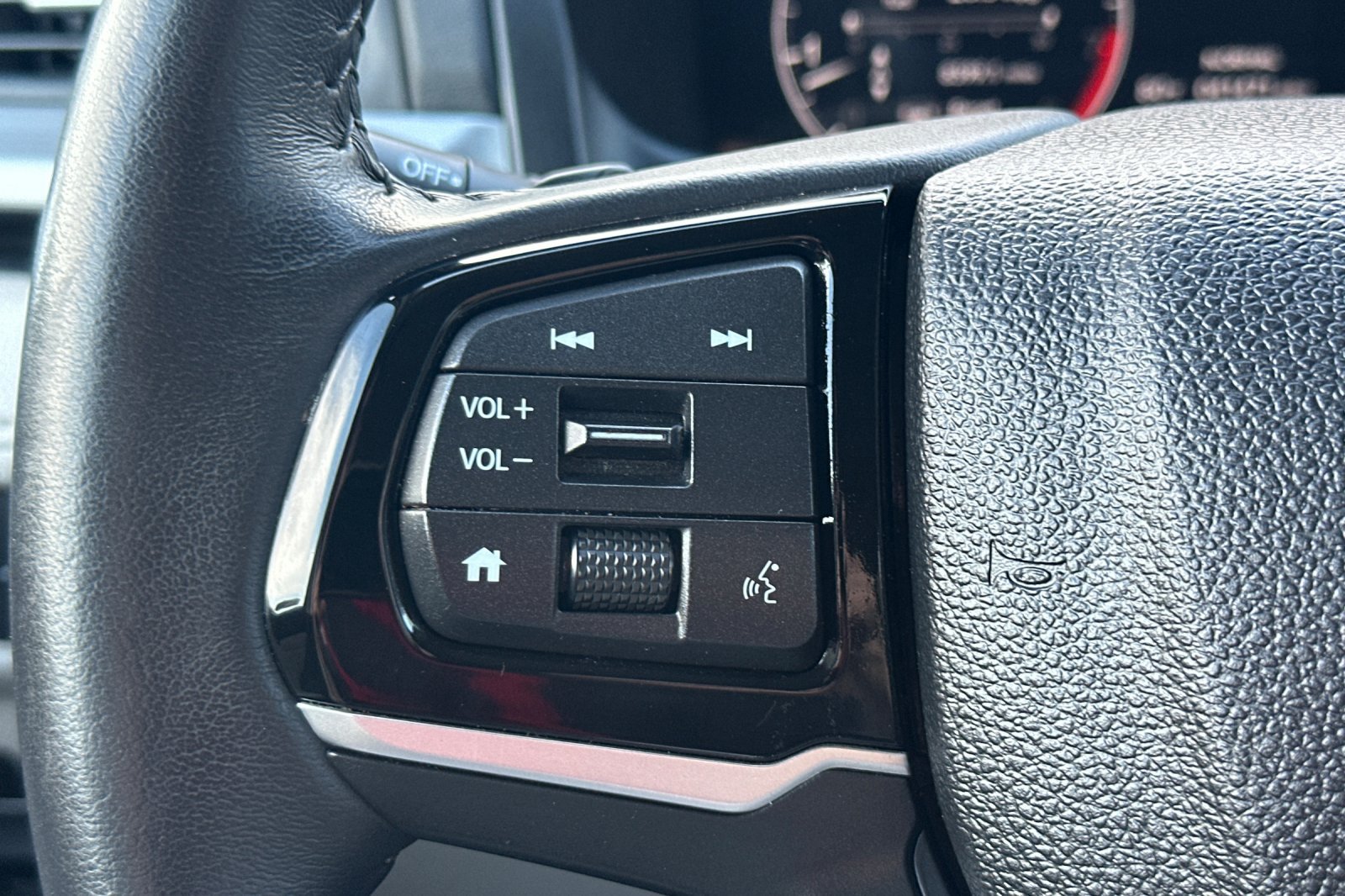 Used 2025 Honda Odyssey EX-L image 37