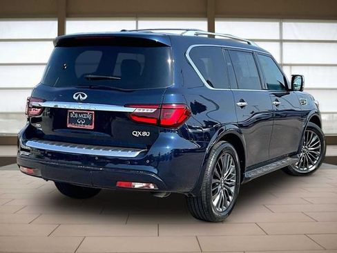 Used 2023 INFINITI QX80 Sensory w/ Cargo Package AWD/4WD image 2