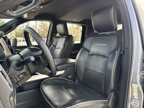 Used 2019 RAM 2500 Laramie image 10