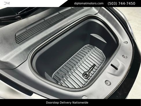 Used 2022 Tesla Model Y Performance image 41