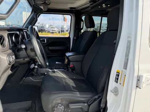 Used 2021 Jeep Wrangler Unlimited Sport AWD/4WD image 5