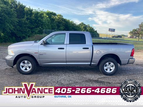Used 2024 RAM 1500 4x4 Crew Cab Classic w/ Chrome Appearance Group image 2