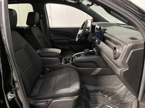 Used 2024 Chevrolet Colorado Trail Boss w/ Technology Package AWD/4WD image 27