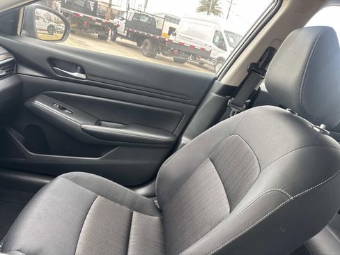 Used 2025 Nissan Altima 2.5 SV FWD image 20