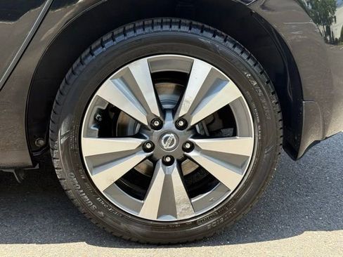 Used 2016 Nissan Leaf SV w/ Premium Package FWD image 20