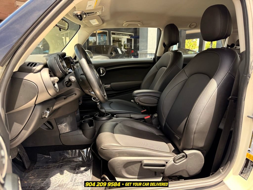 Used 2018 MINI Cooper 2-Door Hardtop FWD image 23