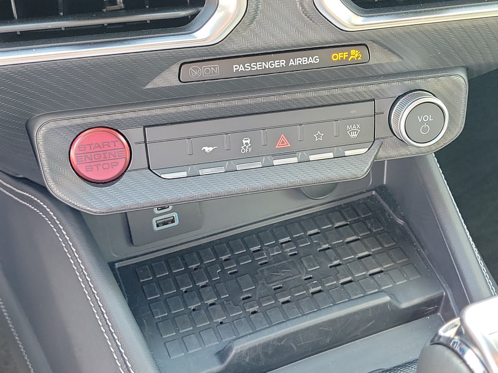 Used 2024 Ford Mustang GT Premium RWD image 23