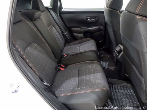 Used 2025 Honda HR-V Sport image 29