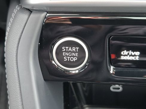 Certified 2025 Audi Q5 Premium w/ Convenience Package image 26