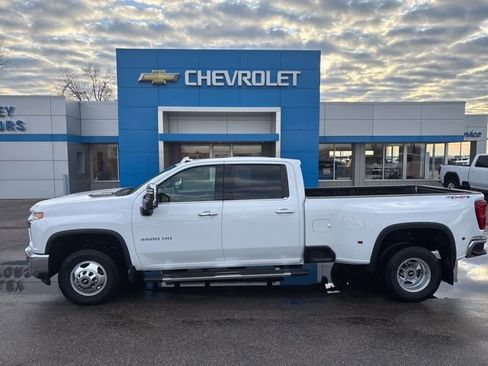 Used 2022 Chevrolet Silverado 3500 LTZ w/ LTZ Plus Package image 1