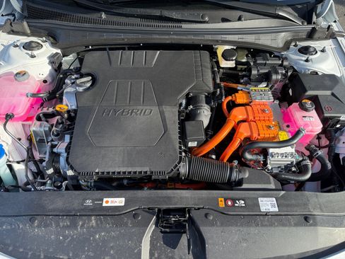 New 2026 Hyundai Elantra Limited image 20