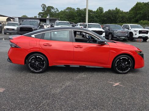 New 2026 Nissan Sentra SR FWD image 11