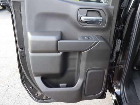 Used 2023 Chevrolet Silverado 1500 Custom image 22