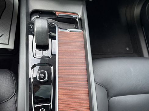 Certified 2023 Volvo XC60 B5 Plus w/ Climate Package image 26