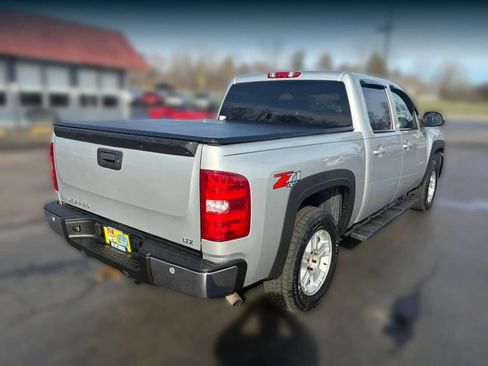 Used 2010 Chevrolet Silverado 1500 LTZ w/ Convenience Package image 7