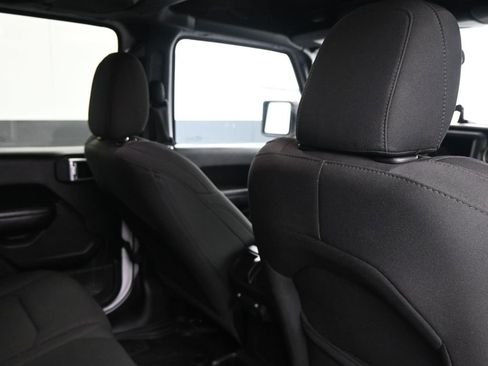 Used 2020 Jeep Wrangler Unlimited Sport S image 15