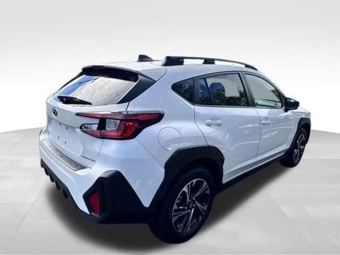 Used 2024 Subaru Crosstrek 2.0i Premium w/ Crosstrek Mirror Package AWD/4WD image 7